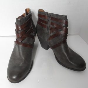 Euro Soft 3" Heel Sola-Grey Phoebe Boots Size 9.5M